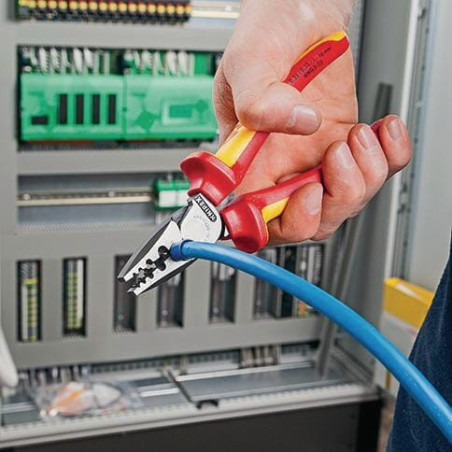 Pinces à sertir pour connecteurs KNIPEX TA9772180