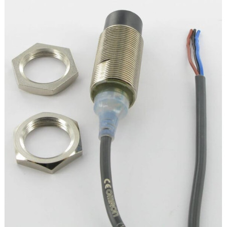 Câble pour détecteur de proximité OMRON E2AM18KN16WPB1