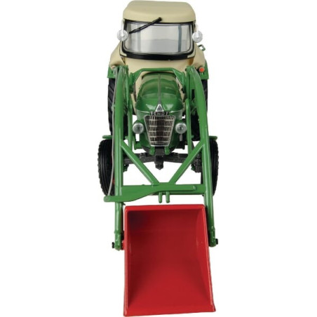 Tracteur miniature UNIVERSAL HOBBIES UH4946