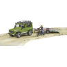 Land Rover miniature avec remorque et Ducati BRUDER U02589