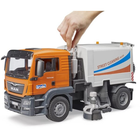 Camion de nettoyage miniature BRUDER U03780