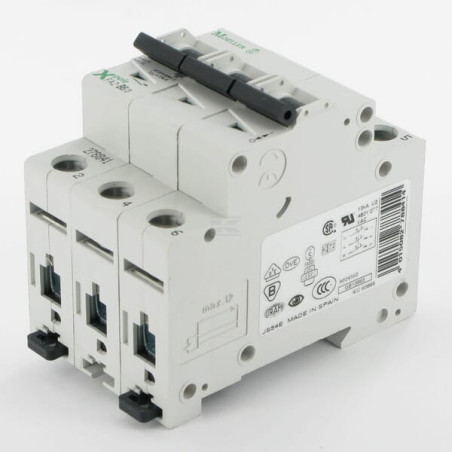 Disjoncteur EATON FAZB63