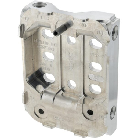 Boîtier de filtre JOHN DEERE RE28535