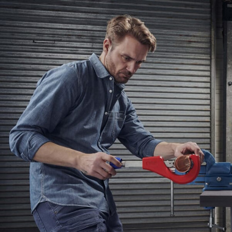 Coupe-tube KNIPEX TA903103BK